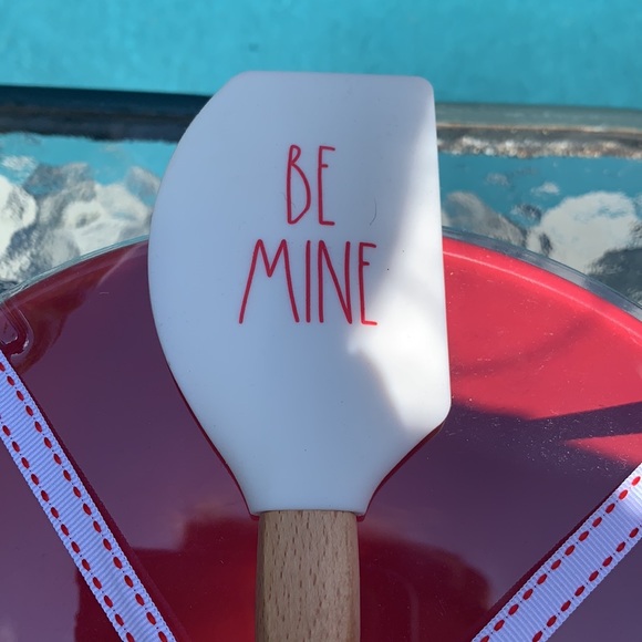 New Rae Dunn Red LOVE Mixing Bowl & Spatula - Picture 5 of 6